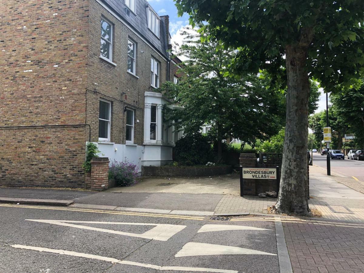 118 Brondesbury Road Apartments London Bagian luar foto